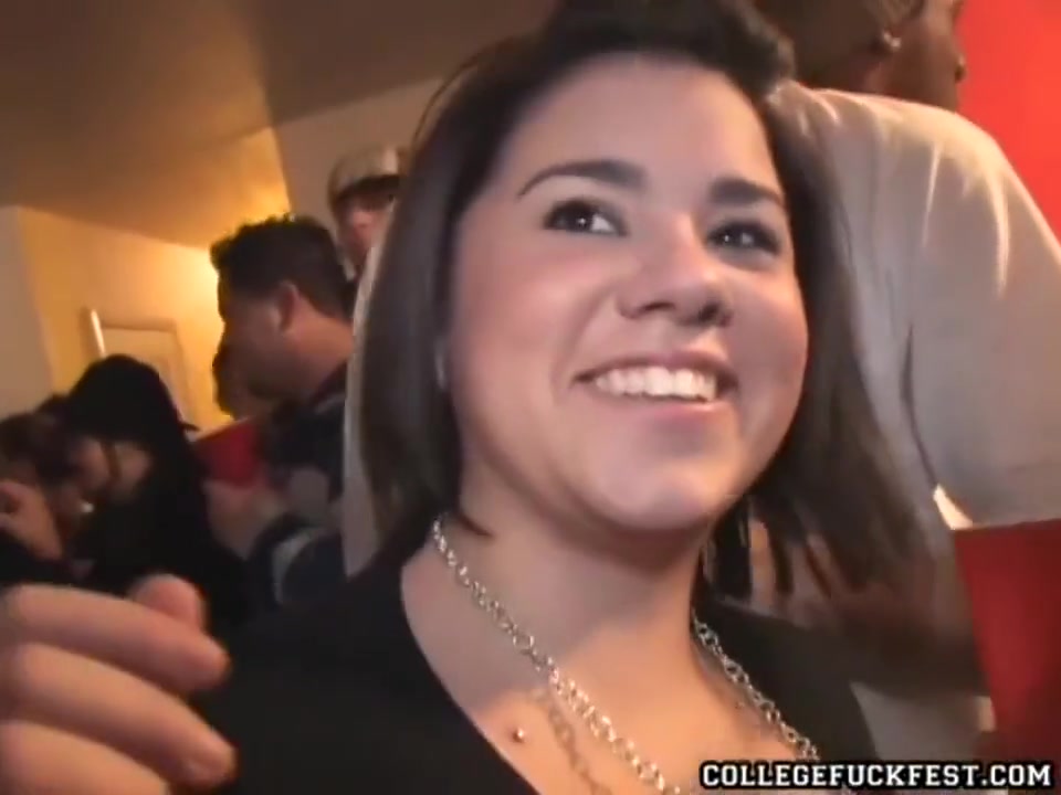 College Cock Sucking teen 18+ Goes Down On Dick