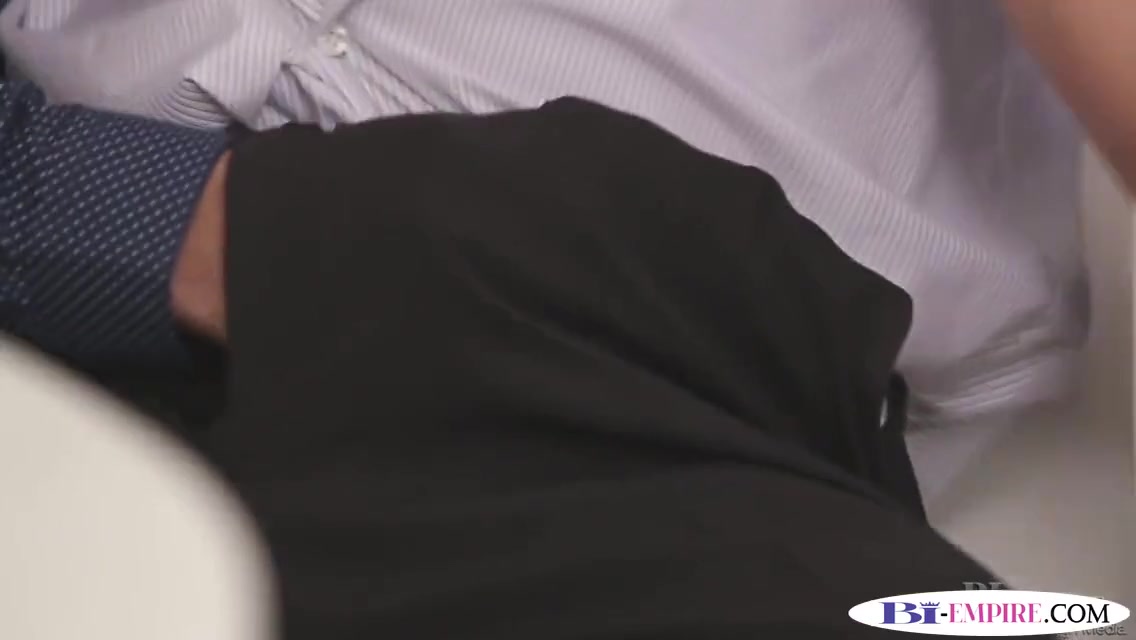 Bisexual Jocks Spitroasted Spex Babe 5 Min