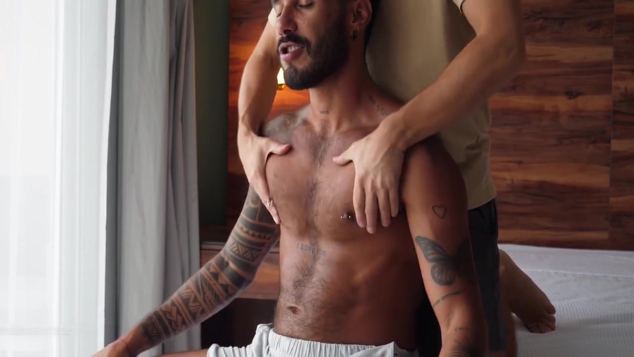 My Girlfriend Doesnt Know That Im Here Straight Stud Jeus Is Jerked Off By Another Man For The Very First Time // Worldstudz 5 Min