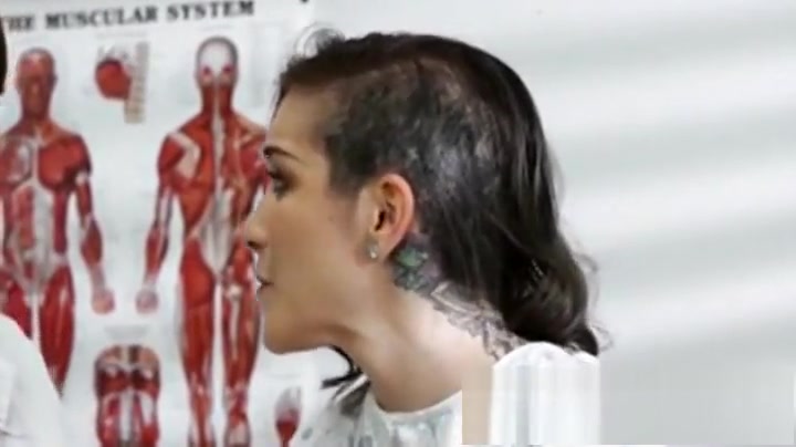 Tattooed teen 18+ nailed By Her ladyboy Doctor