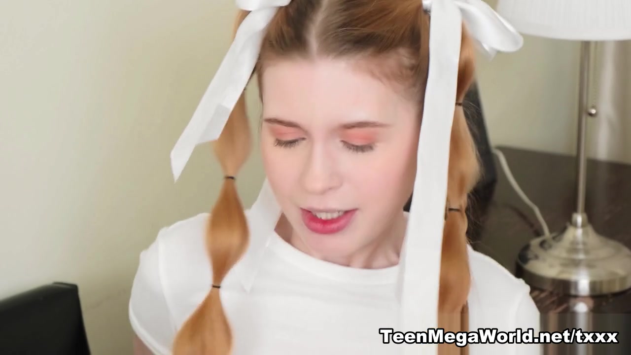 Aliska Dark in I Need My Grades! - TeenMegaWorld
