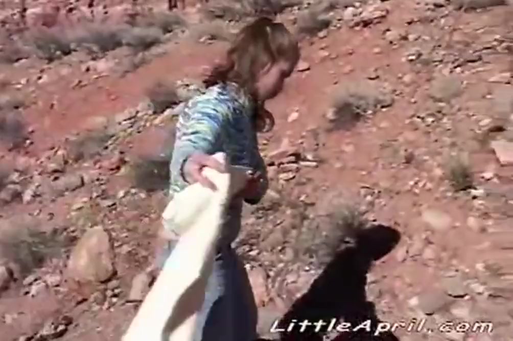 Little April - Outdoor Fingering Solo