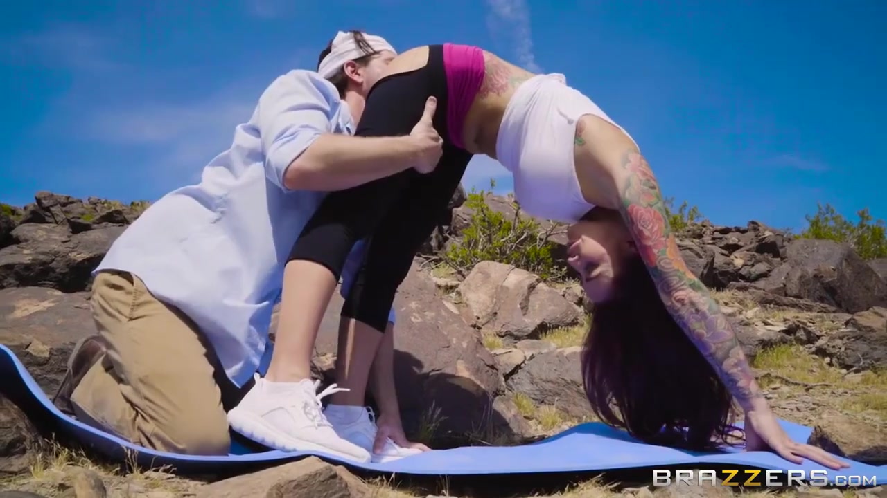 Preston Parker, Babe Monique And Monique Alexander In Flexible Babe Rides Cock Outdoors