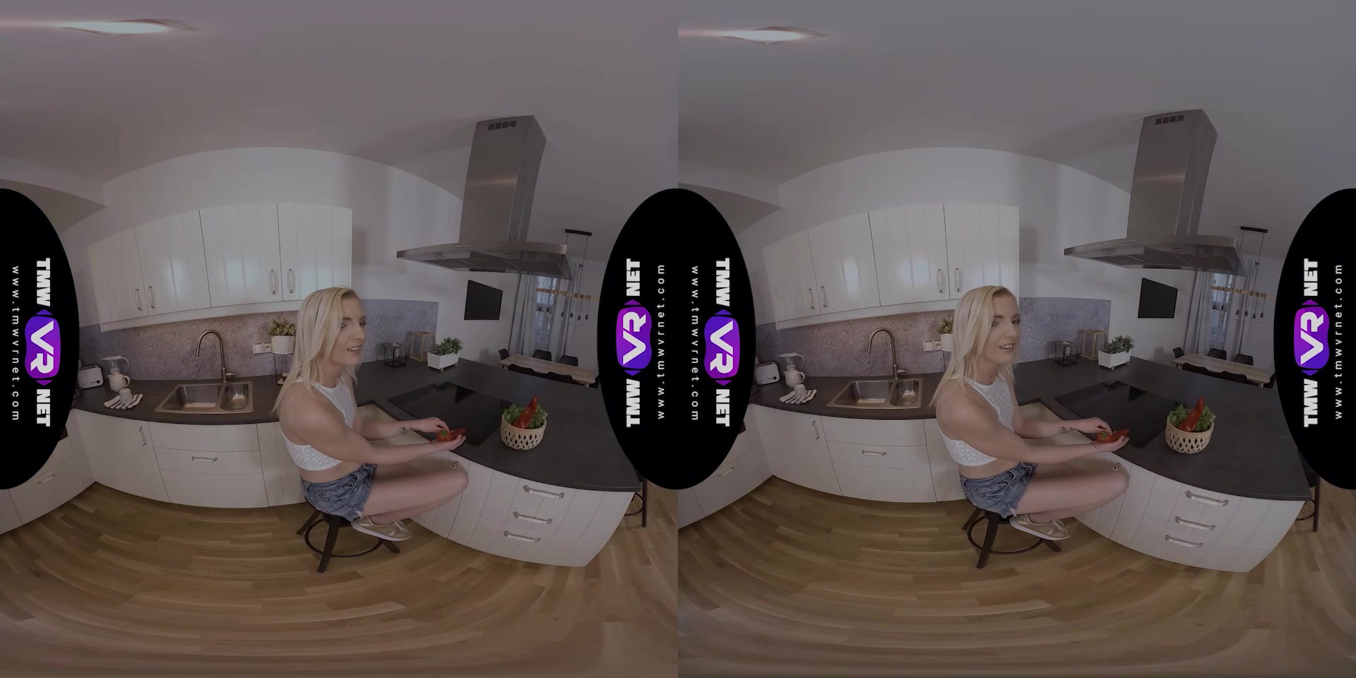 Hot pepper for salad and orgasm - TmwVRnet