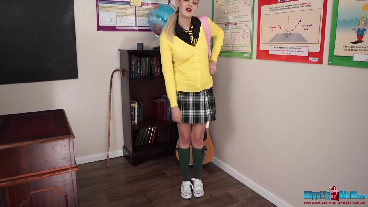 Young College student 18+ Shows Her Sweet Pussy In School