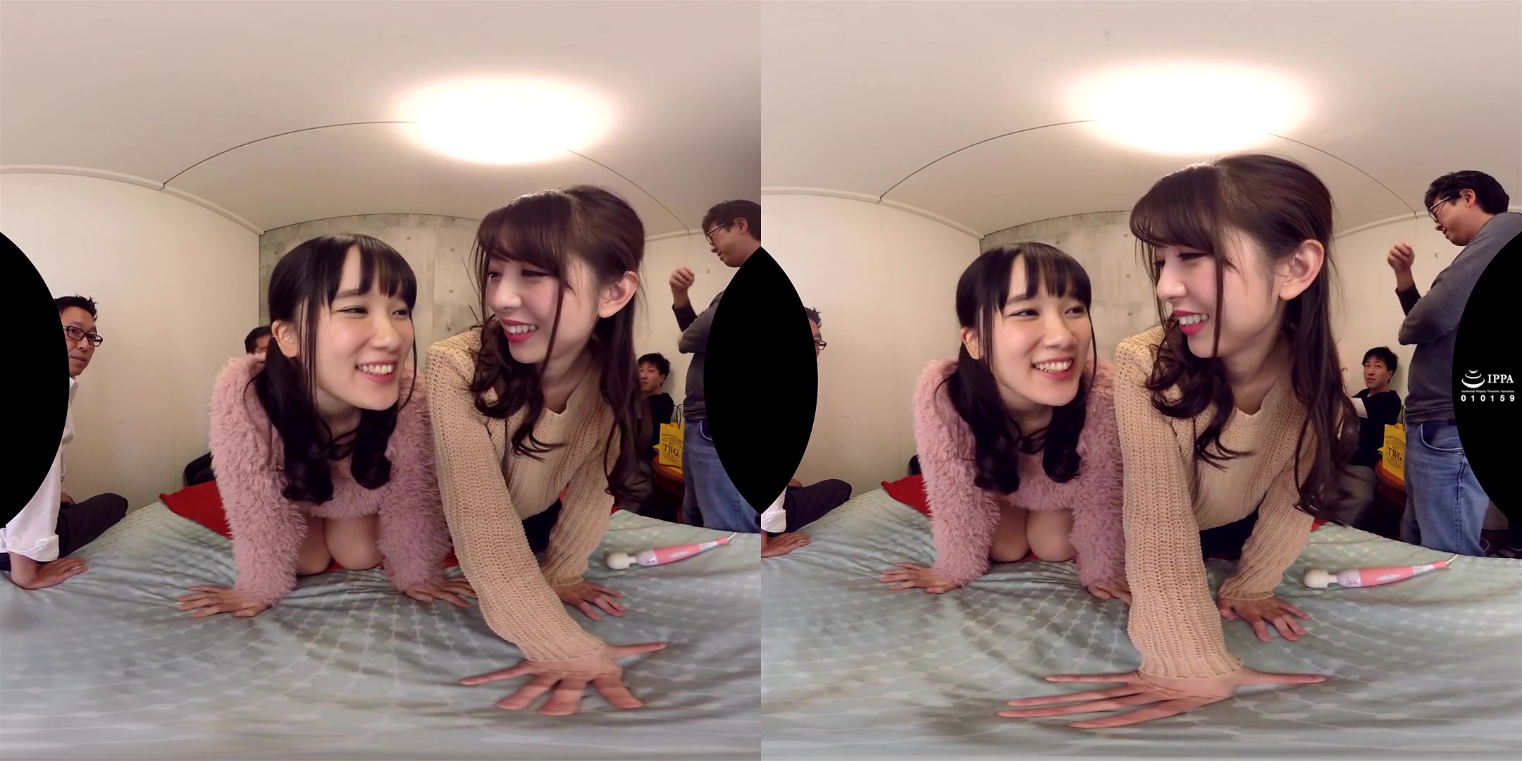 Rena Aoi & Aya Miyazaki in Rena Aoi and Aya Miyazaki JAV Stars Takes the VR Reins 1 - CasanovA