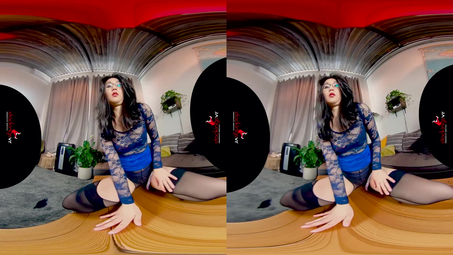 Virtual Reality - Escape To A Sensual Nylon World