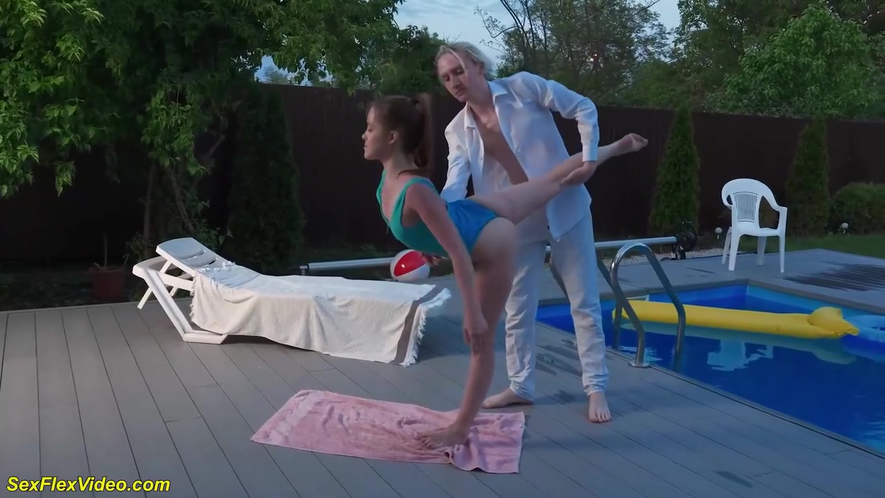 Gymnast Teen 18+ In A Skintight Swimsuit Stretching Her Limber Body And Gets Rough Outdoor Fucked - Nicole Murkovski