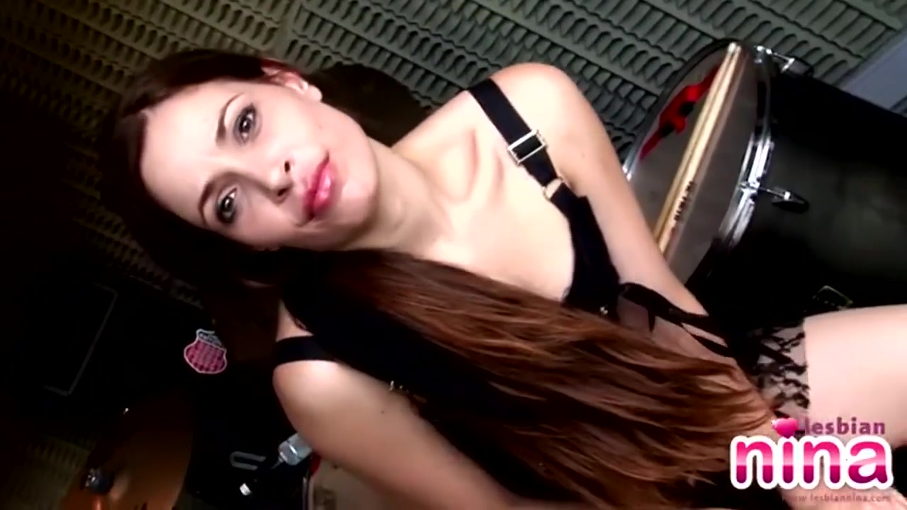 Lesbian Nina Naked Drums