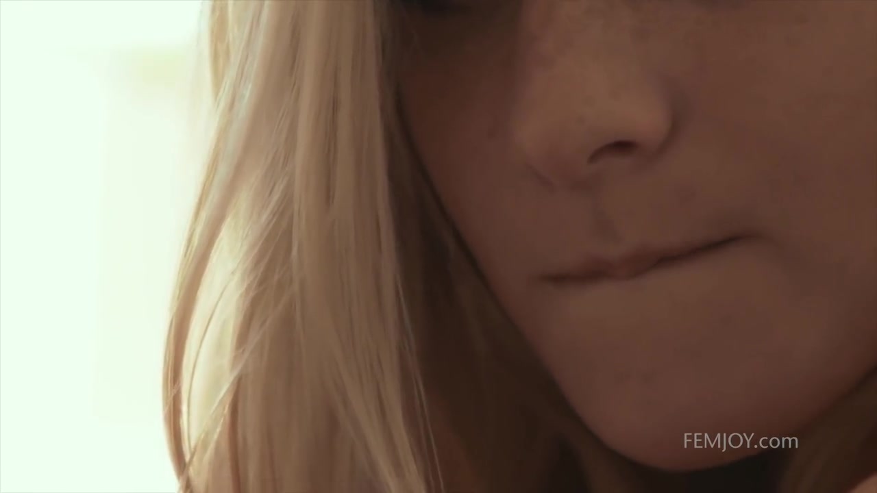 Fj 2018 03 16 Miela Touching Myself