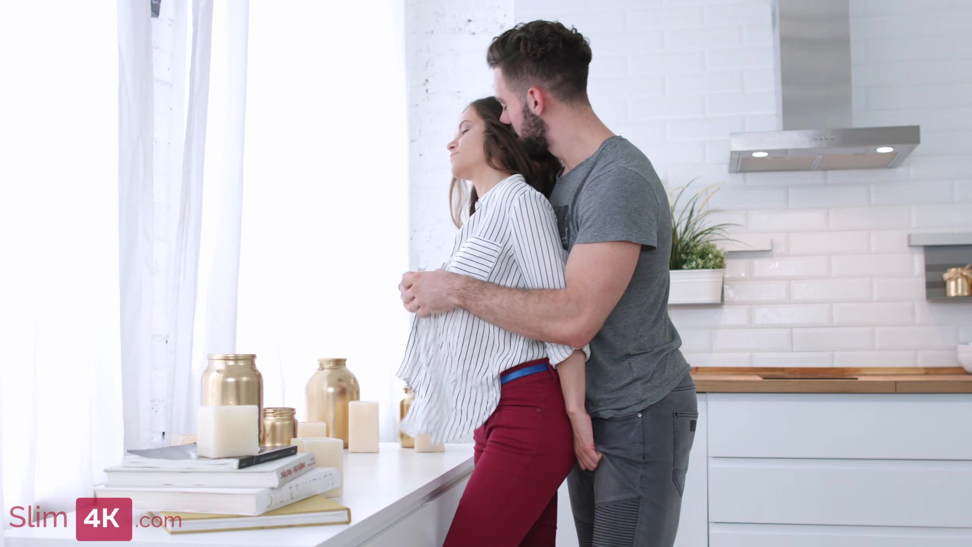 Good-looking teen 18+ Mickey Moor licked and fucked by a stranger before the huge facial