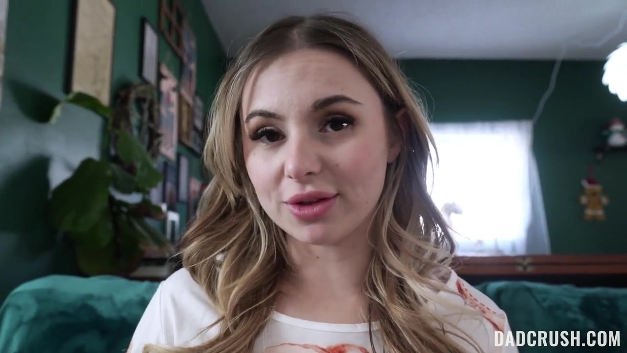 Aria Banks & Pierce Paris in They Grow up so Fast - DadCrush