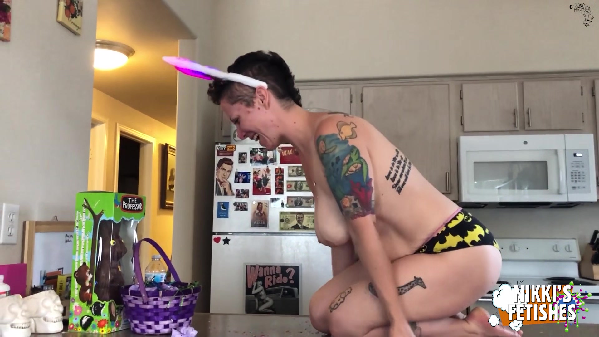 NIKKISFETISHES - Nikki Sequoia Naughty Table Top Moment