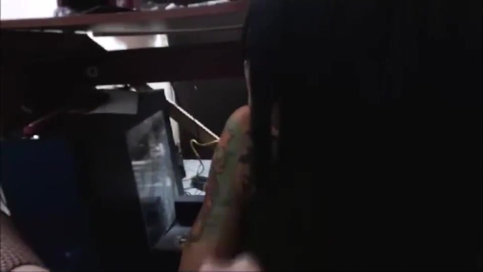 Very Hot Tranny Blowing A Horny Date - POV Closeup