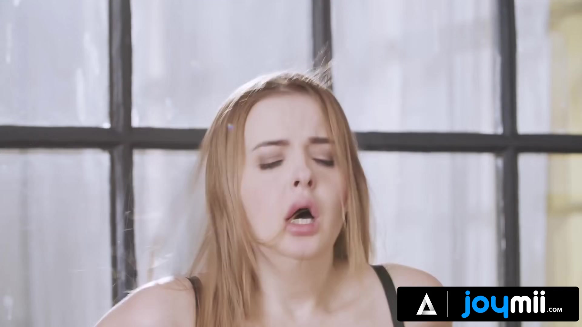 JOYMII - Naturally Stacked Candy Alexa Is Fucked Hard By Her Husband's Stepbrother Raul Costa