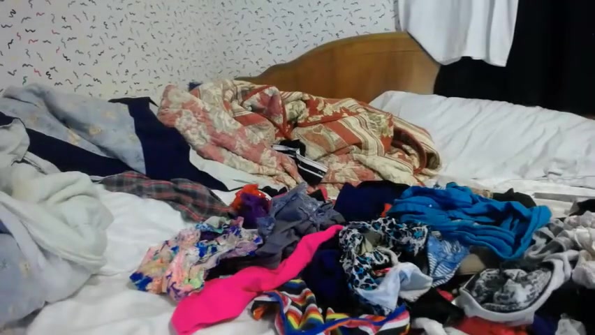 ONLINE VRIENDIN SHARON HAS A NICE HARD DICK TO SUCK