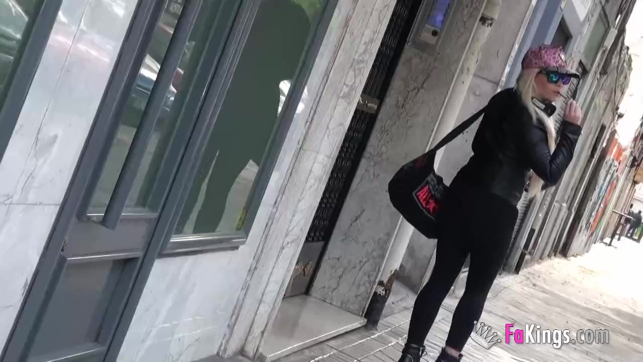 Rich Spanish blonde wants to fullfill her fantasy of fucking Jordi