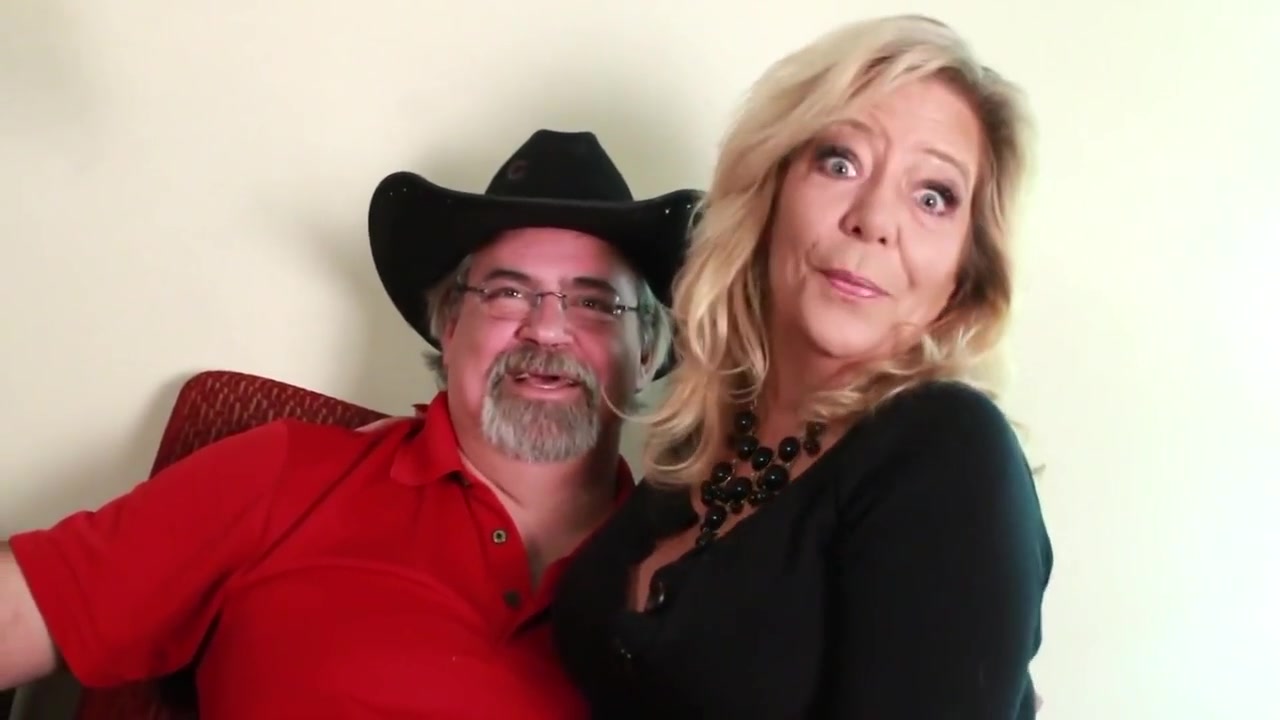 Mature Couple - Wants To Swing