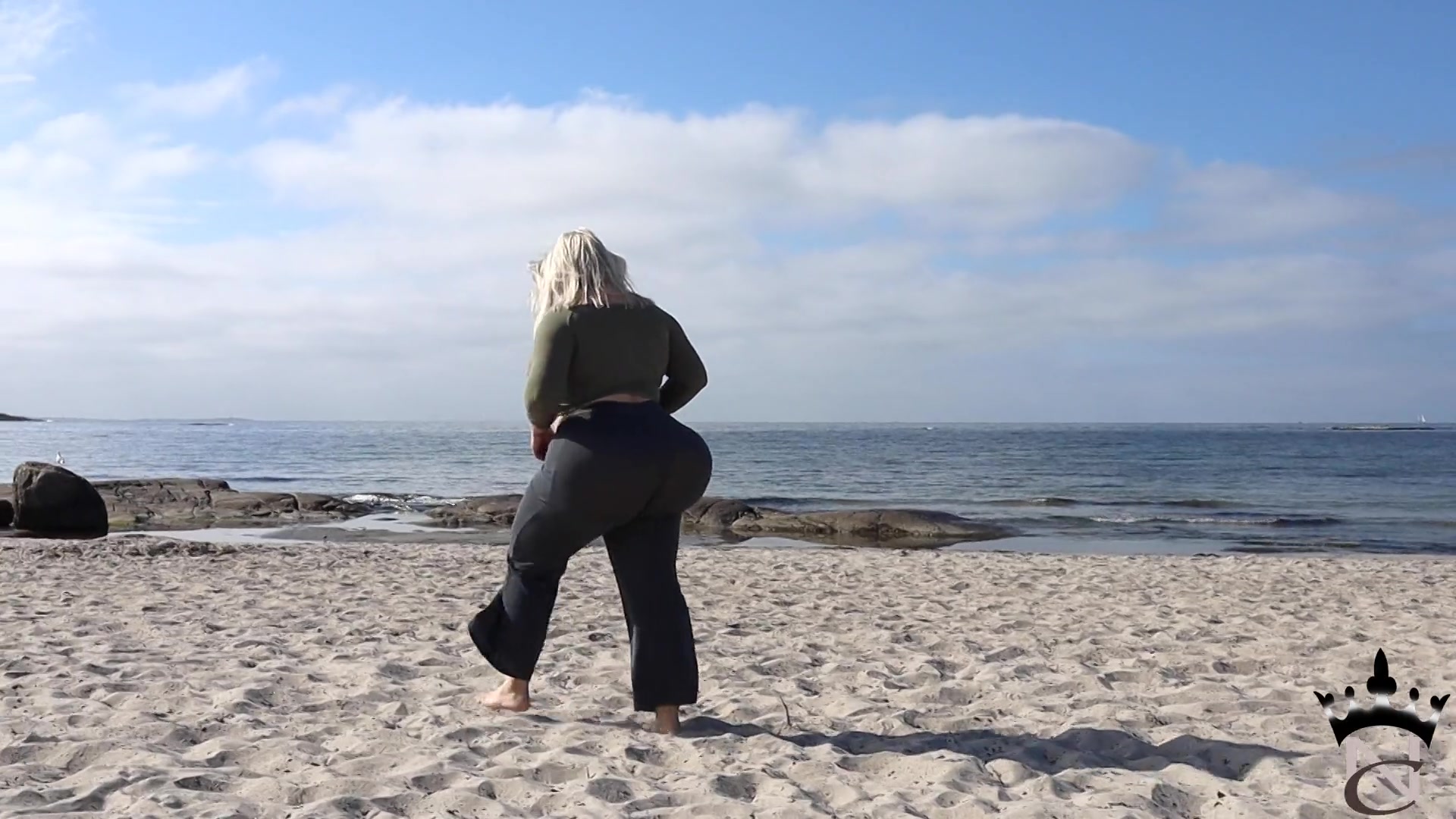 I Love The Ocean - Sex Movies Featuring Natasha Crown