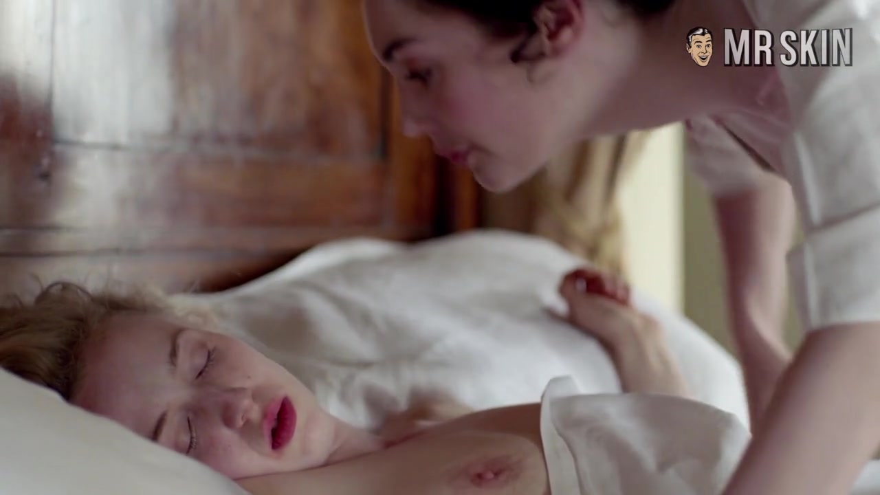 Head South of Salma Hayek's Border - Mr.Skin
