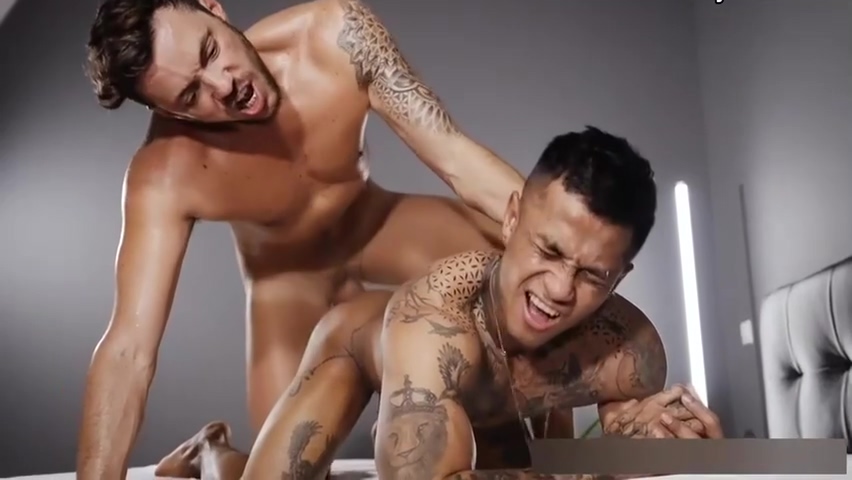 Gayhub24 - Fabio Tobas Bare Hole Is Burning Up With All Those Unfathomable Sensual Strokes