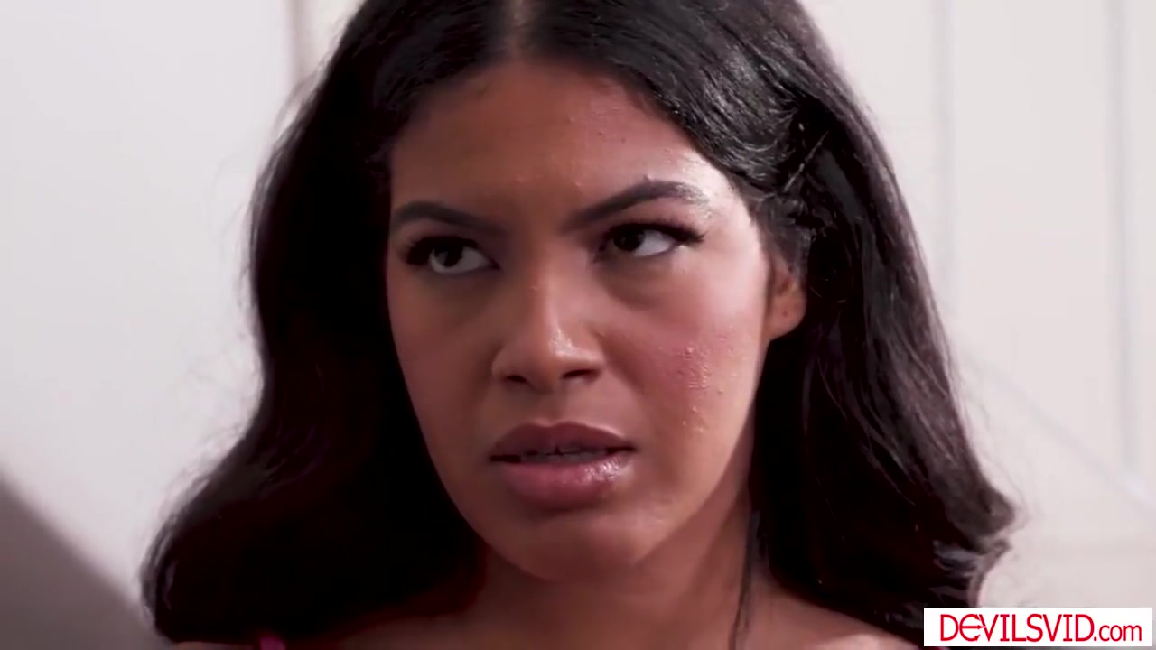 teen 18+ Babes Going 3some With Black Friend - Tina B, Braylin Bailey And Maya Farrell