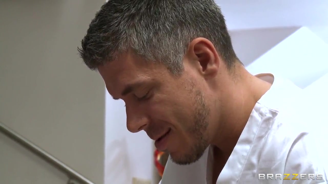 Mick Blue massages Eva Angelina's butt the right way
