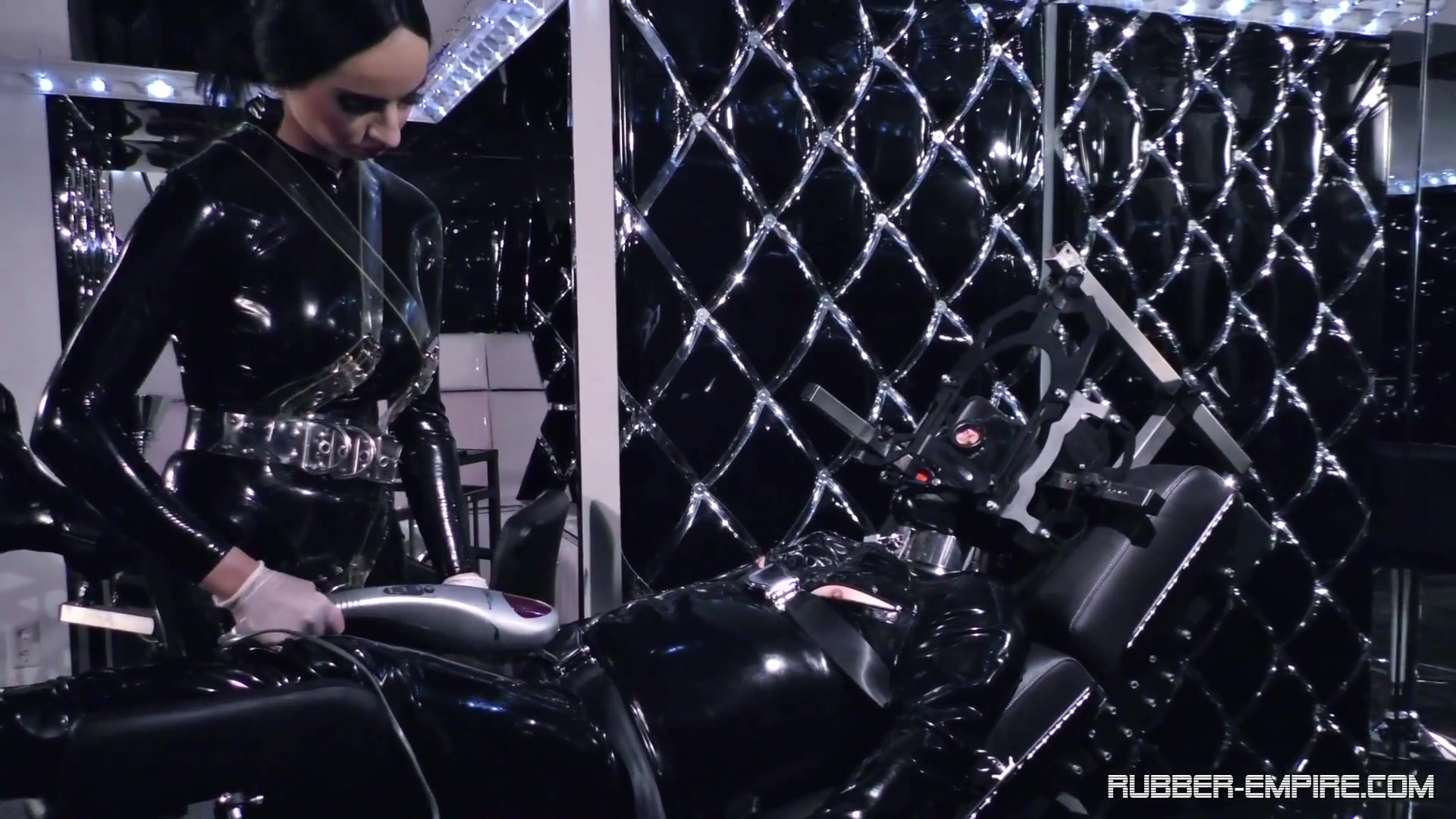 Ikona Black - At The Devil's Mercy 2