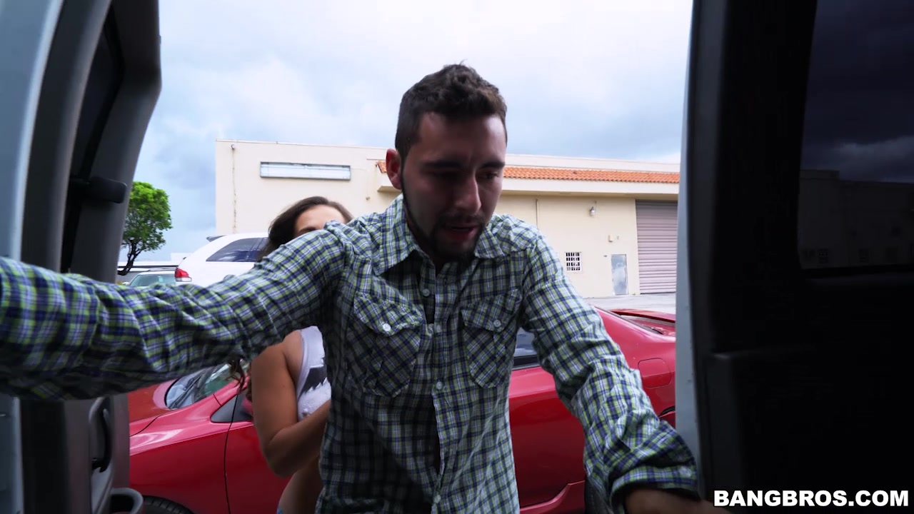 Kelsi's Reverse pt.3 - BangBus