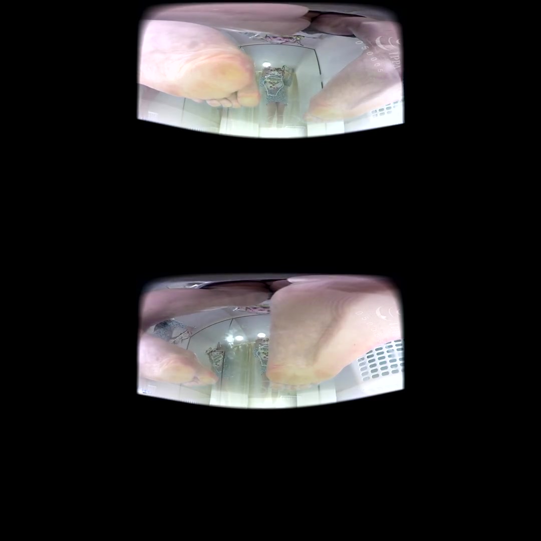 Footage From a Changing Room - PetersPrimoVR