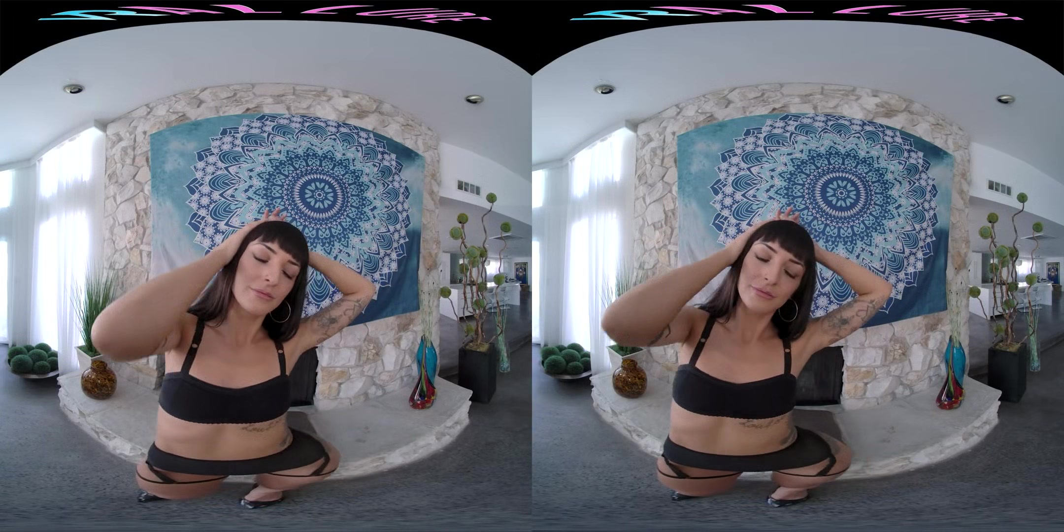Charlie Loves To Show Off - Brunette Pornstar First in VR Fucking Tommy Torso