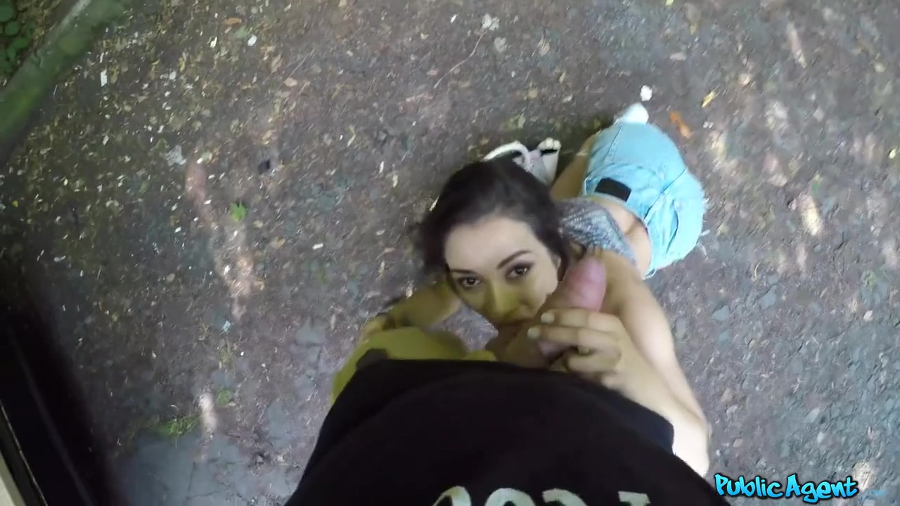 Lost Italian Fucked From Bee-hind - Valentina Bianco And Martin Gun