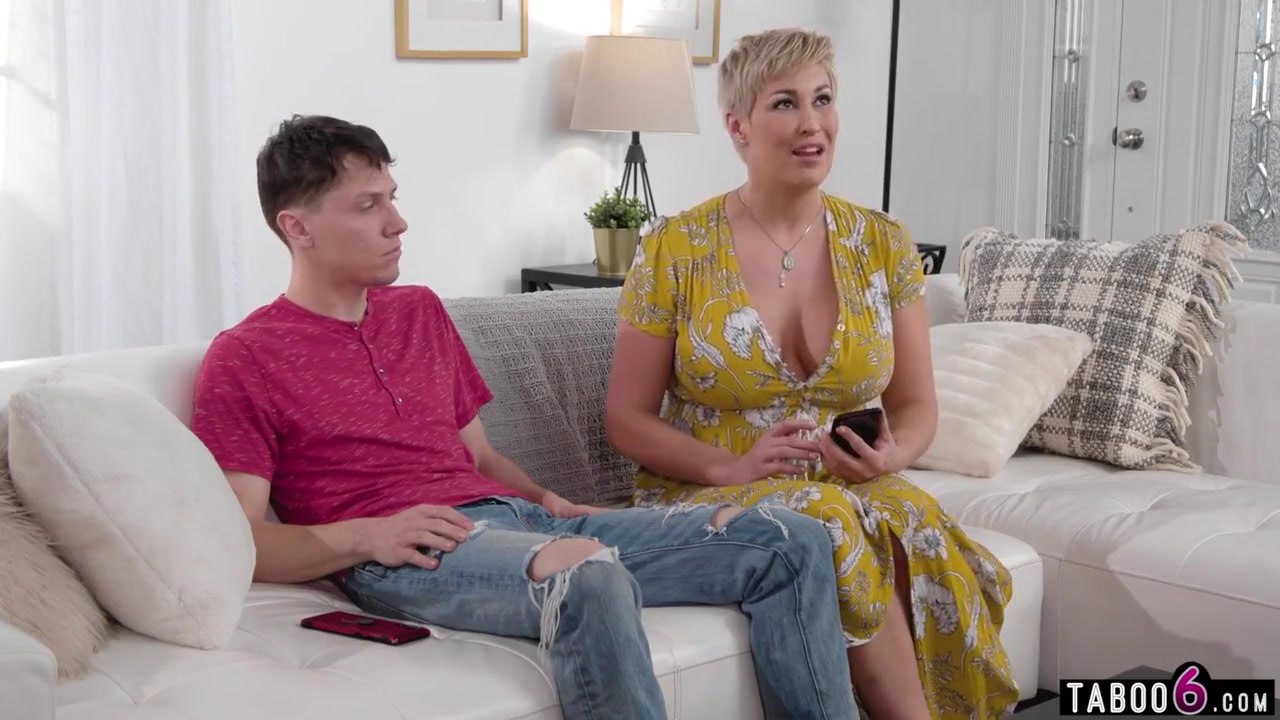 Stepson Sabotages All Of His Milf Stepmom With Ryan Keely