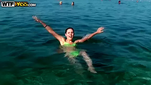Pretty young slut spends her day at the beach and relax