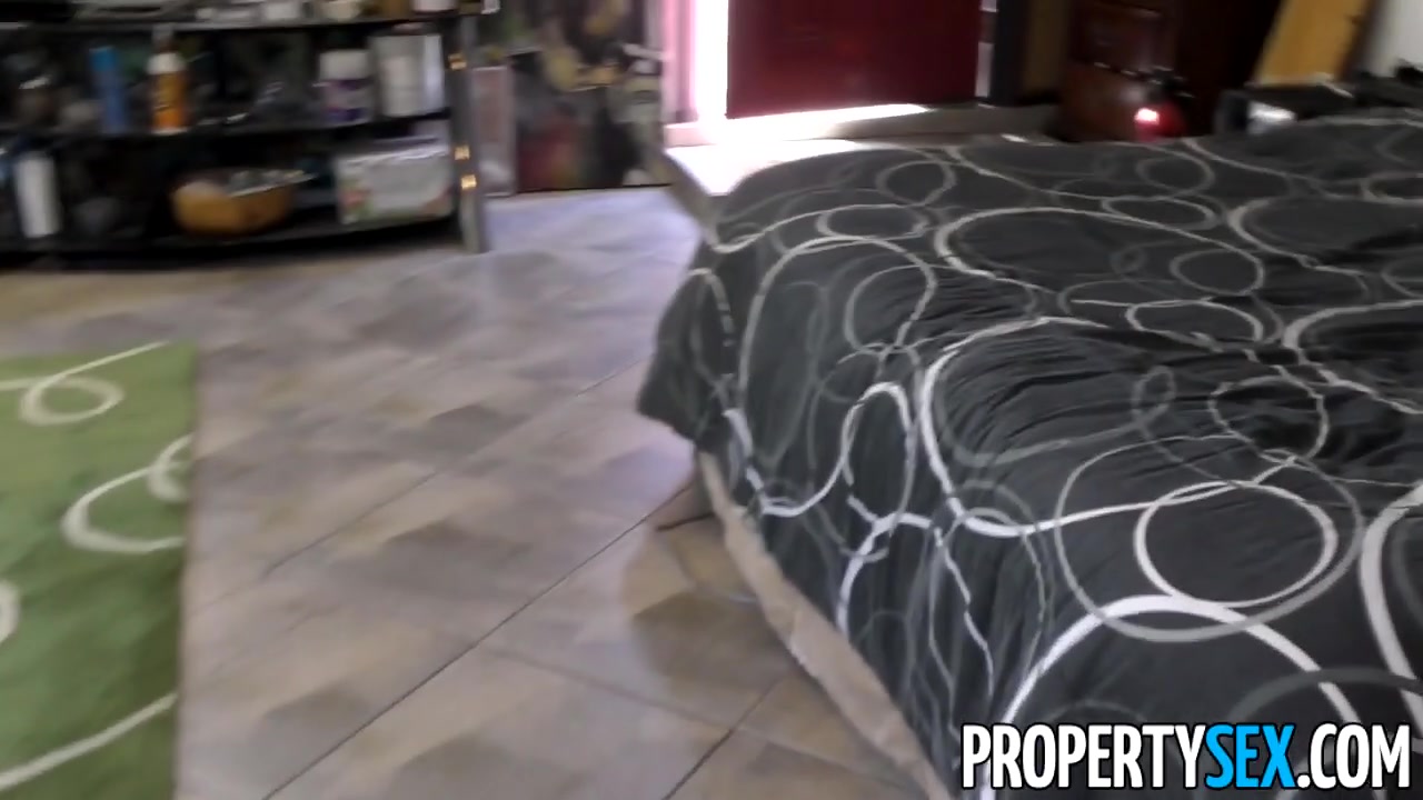 PropertySex Open House Turns Into Sex With Stunning Agent