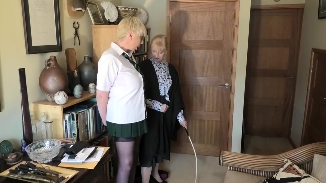 Headmistress Veronique Pt1 - TacAmateurs