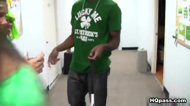 DareDorm : Saint pattys day