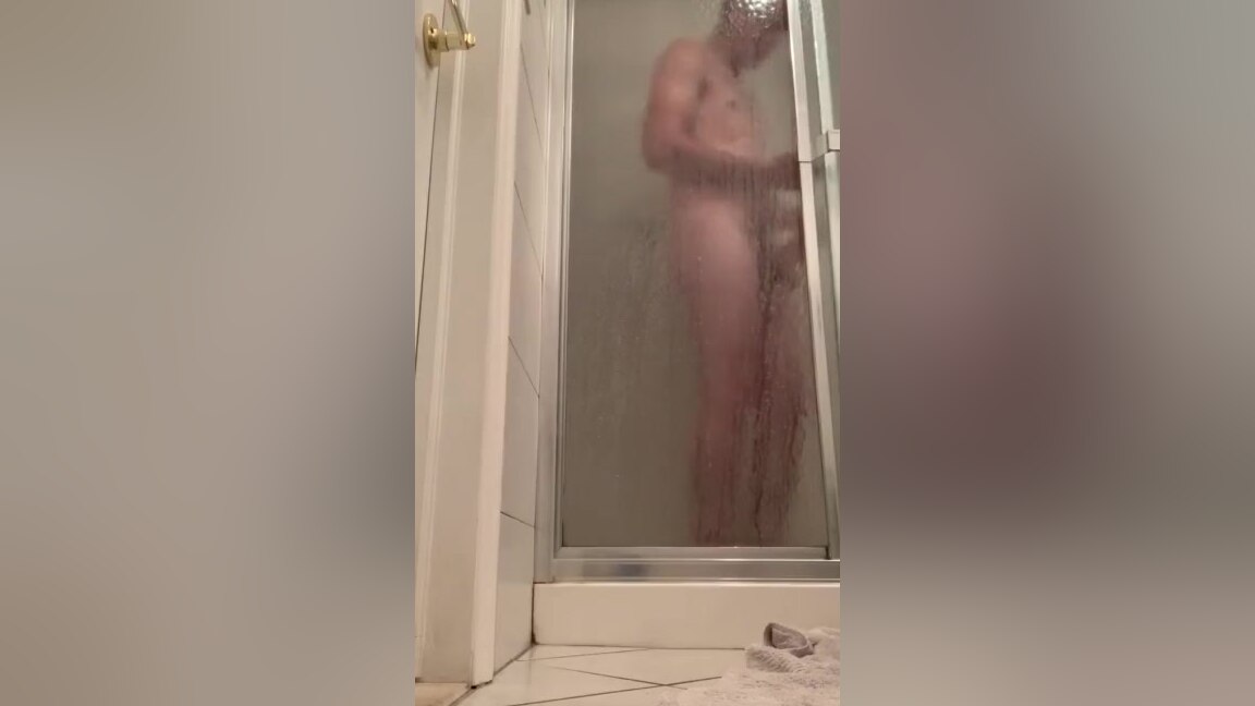 Morning Wood And Shower Fuck Me Good