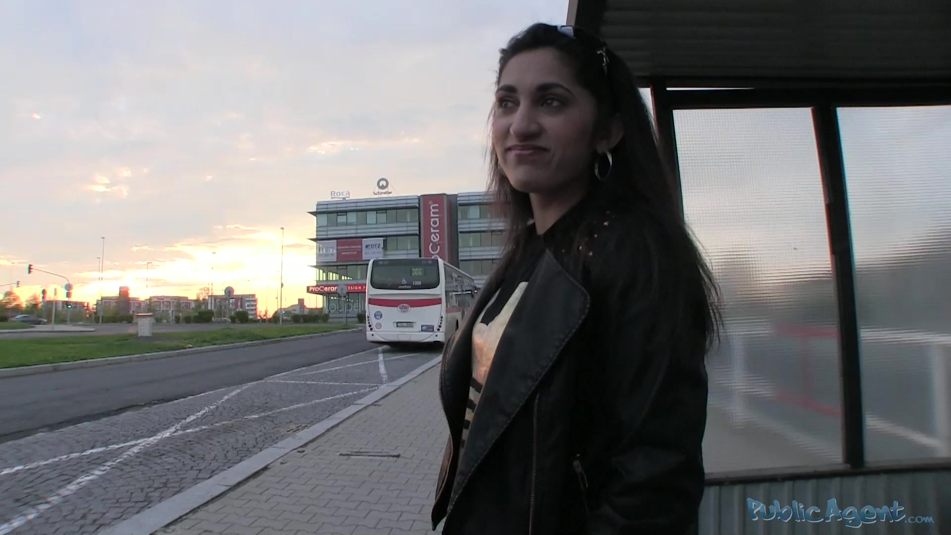 PublicAgent Video Scene. Juli