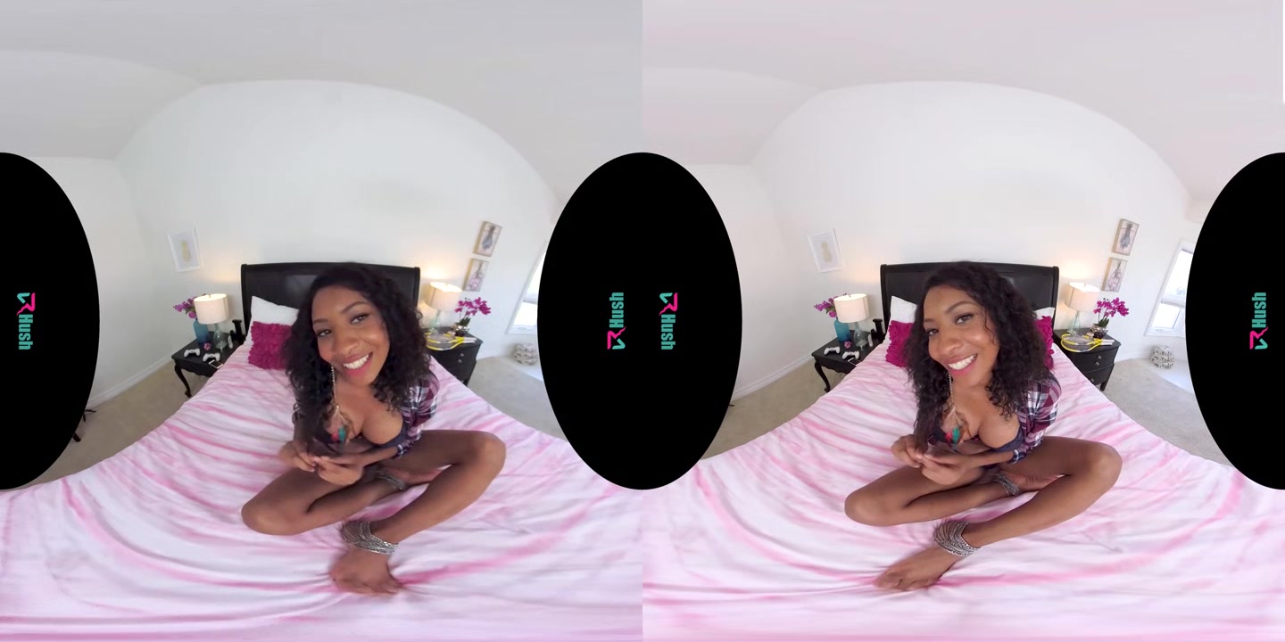 VRHUSH Ebony cutie September Reign rides a sex toy