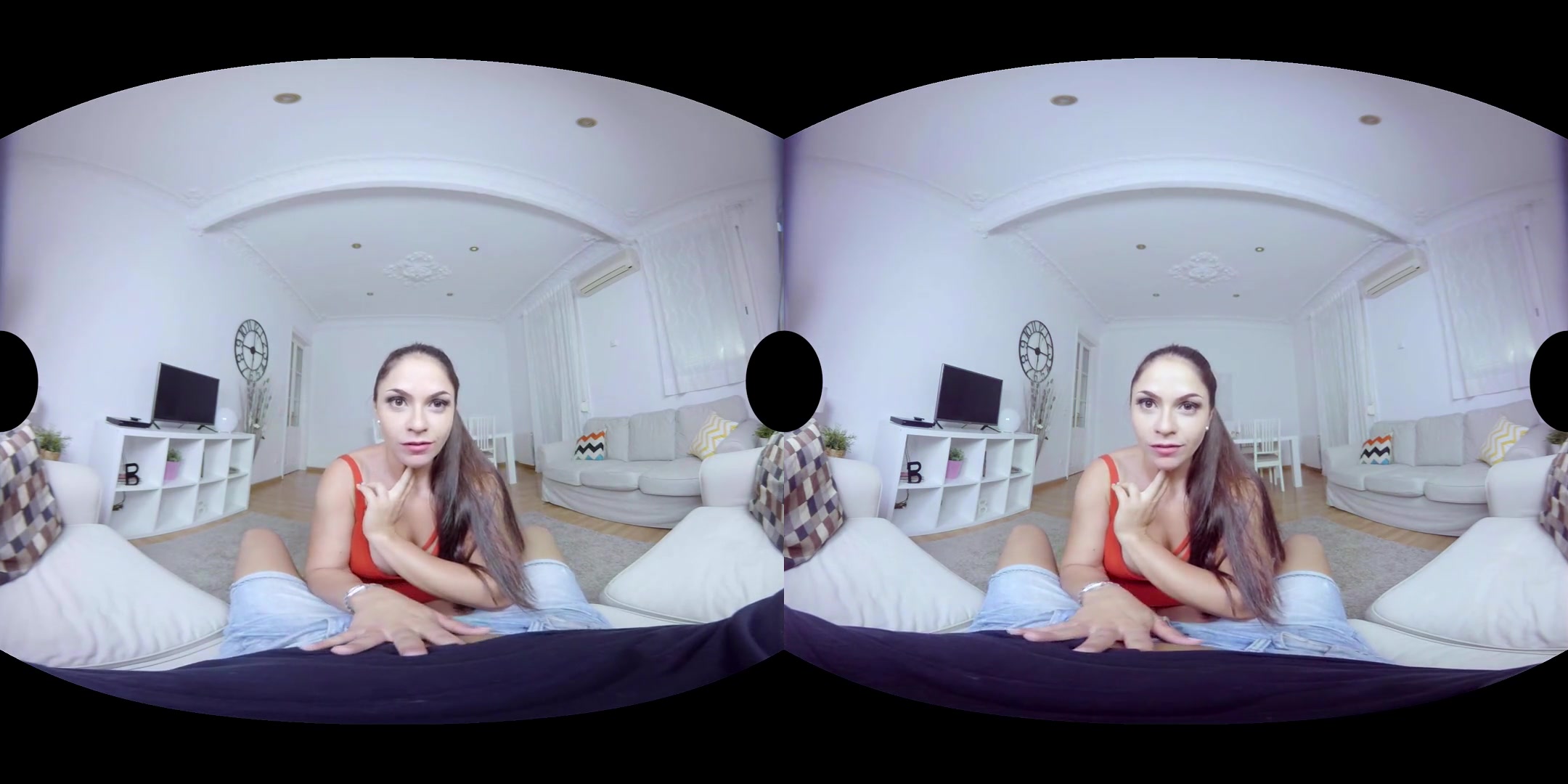 Marta La Croft in Spanish Tour - VirtualRealPorn