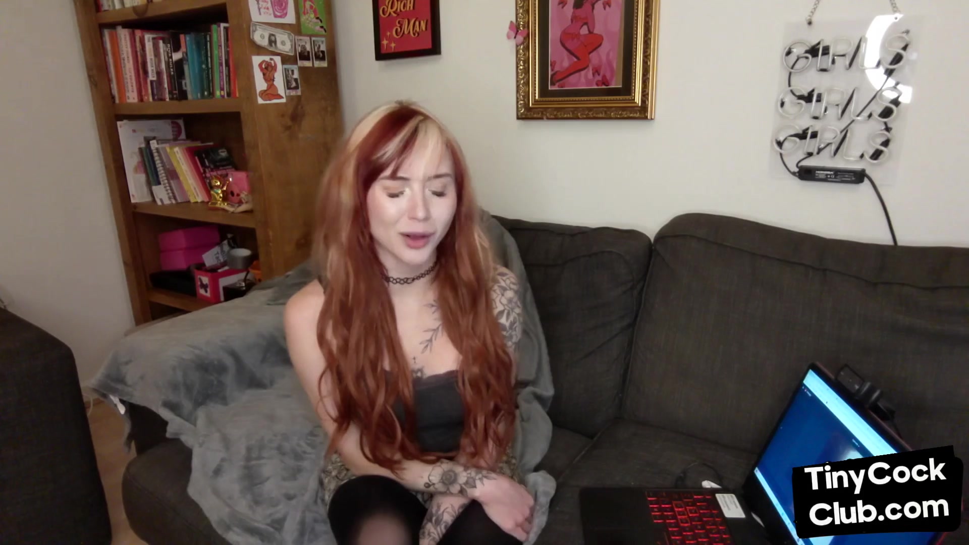 SPH tattooed solo babe talk dirty about poor small cocks