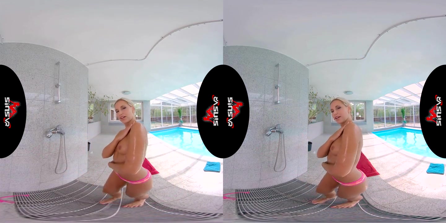 VR porn - Lola Myluv - By the Pool - SinsVR