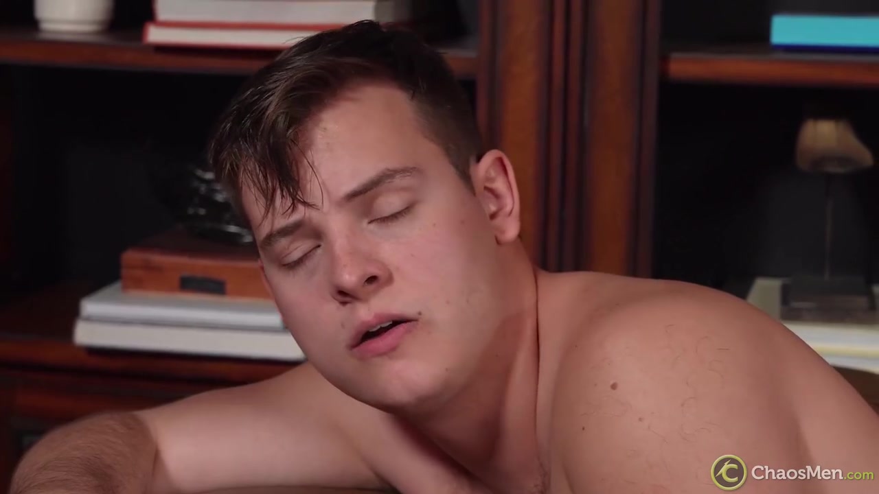Kyler Drayke - A Nude Adventure With Friendships