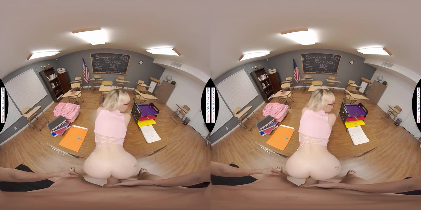 Lilly Bell Fucks You To Get To A 4.0 Gpa
