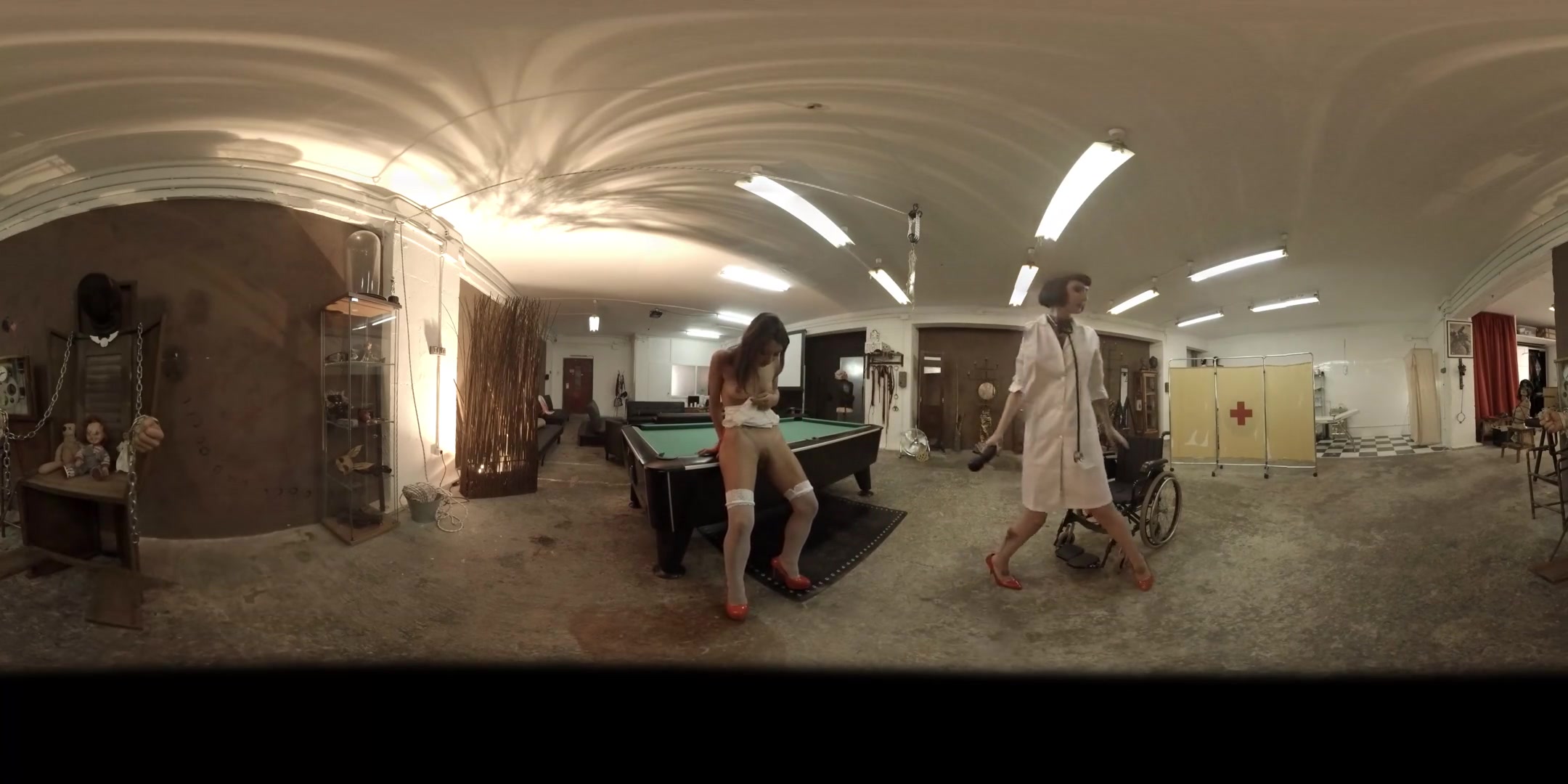 Valentina Bianco & Mistress Minerva in First-Sex Kit: Deep Exploration - VirtualPorn360