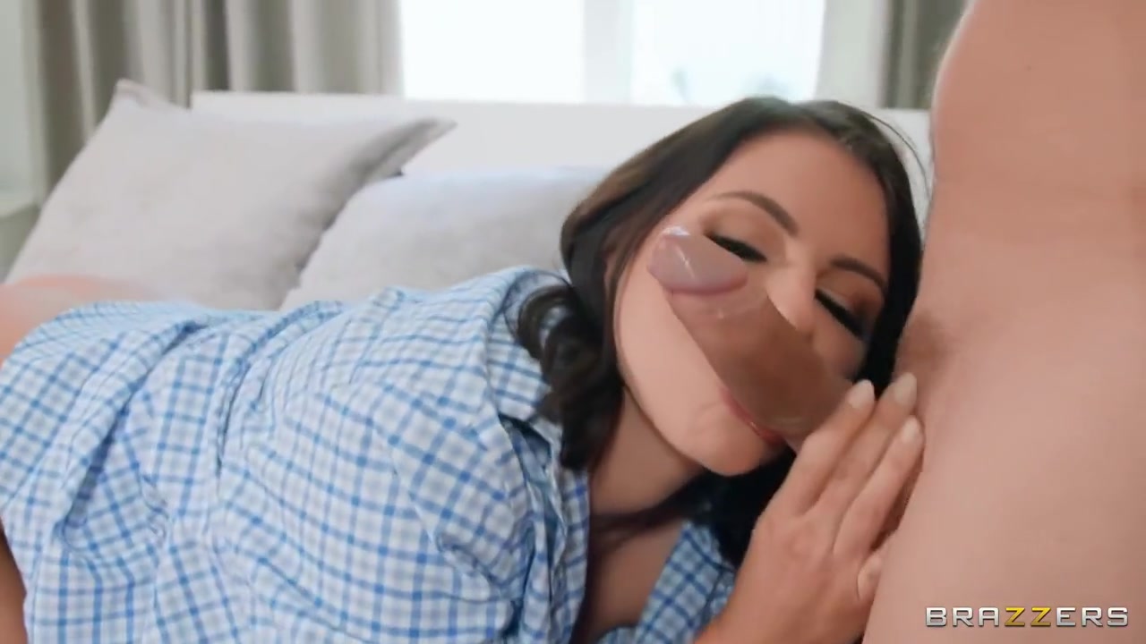 Dont You Dare Ignore My Ass 6660 With Adriana Chechik