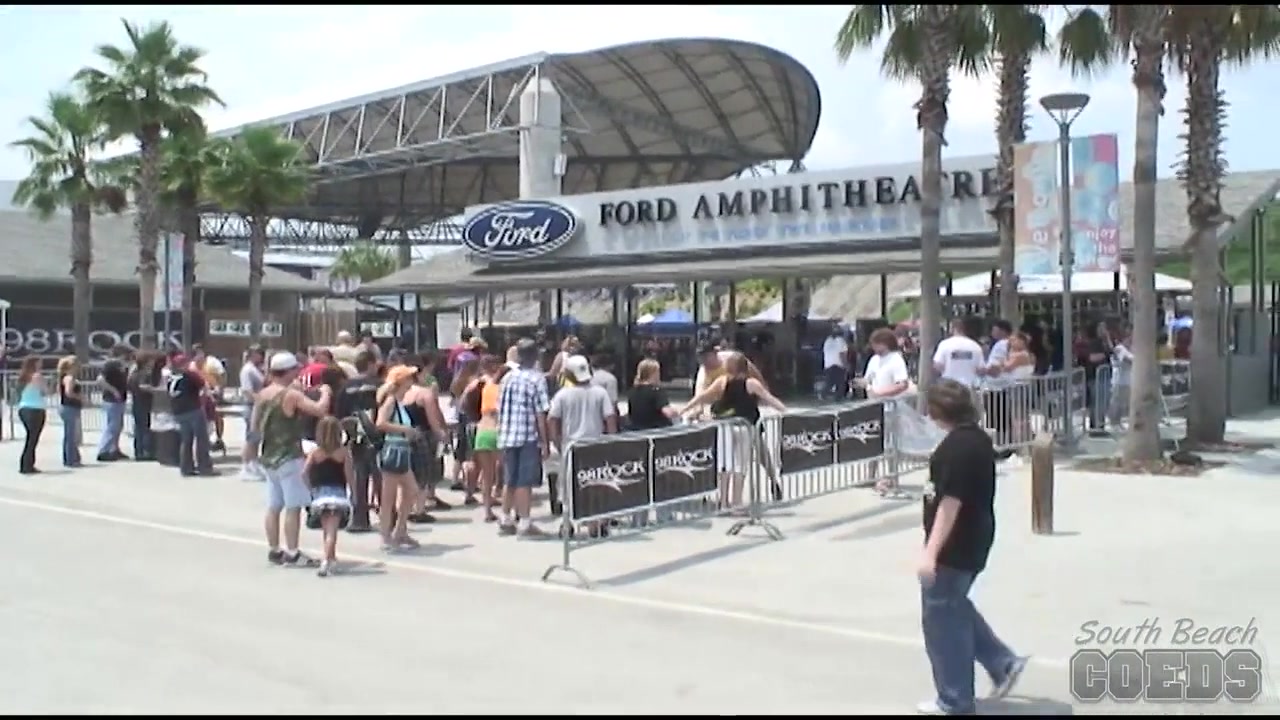 Rock Out with Your Tits Out While Partying with Real Rock Stars - SouthBeachCoeds