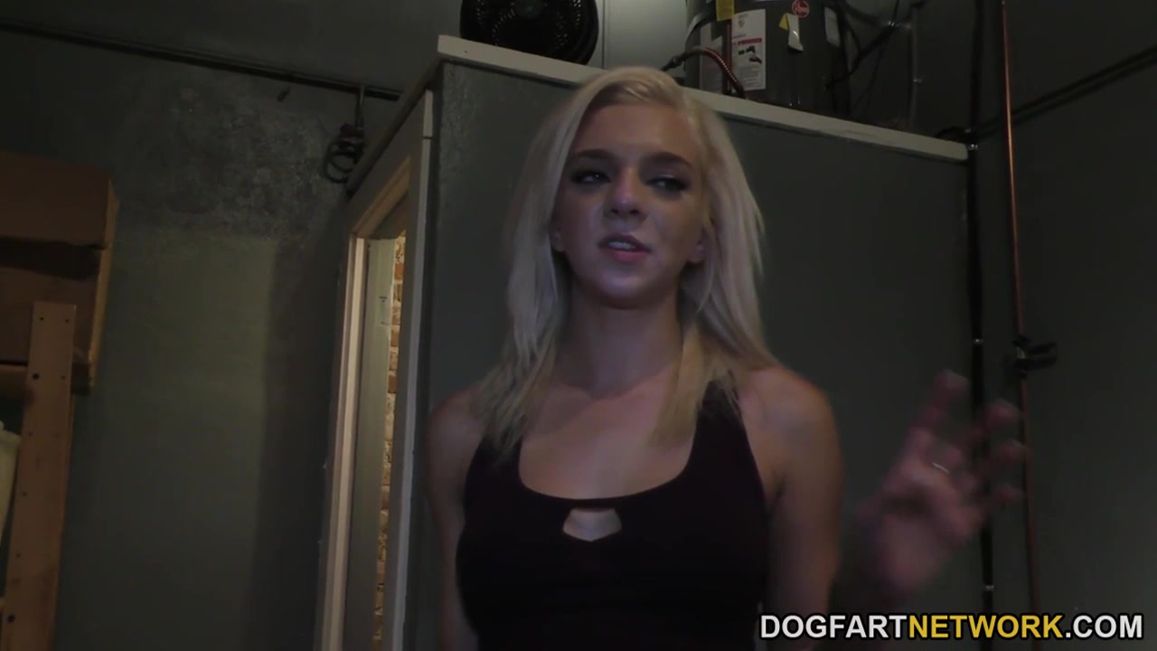 Tiffany Watson Works On Black Cock - Gloryhole