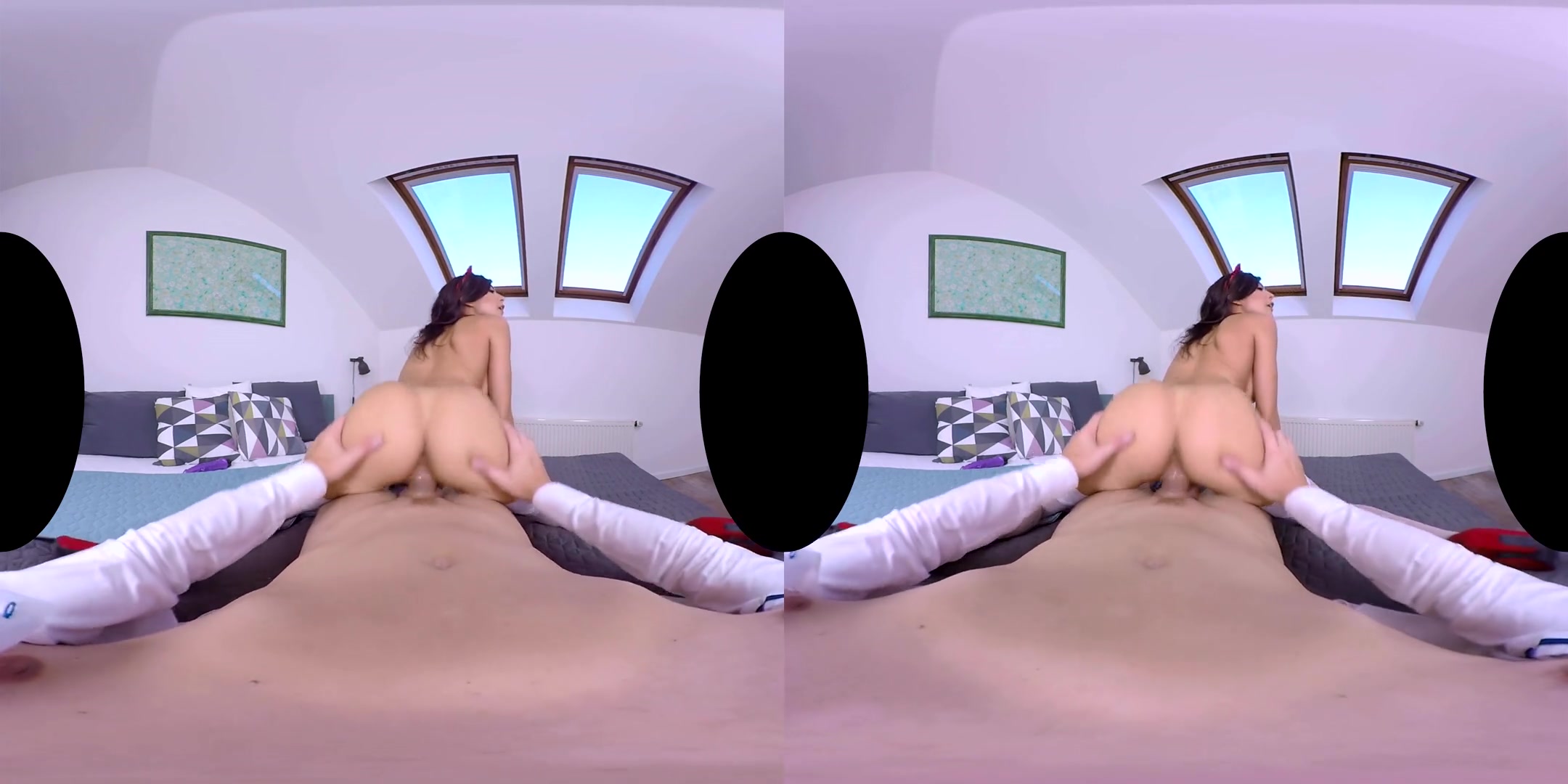 Heather Vahn in Snow Wild And The Seven Dildos - POV - RealityLovers